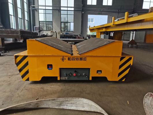 10噸無軌電動(dòng)搬運(yùn)車